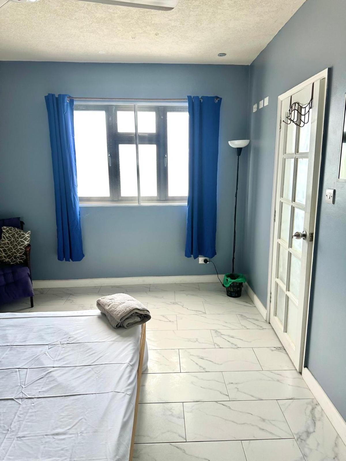 Shkyblue Suites Крайст Чърч Екстериор снимка